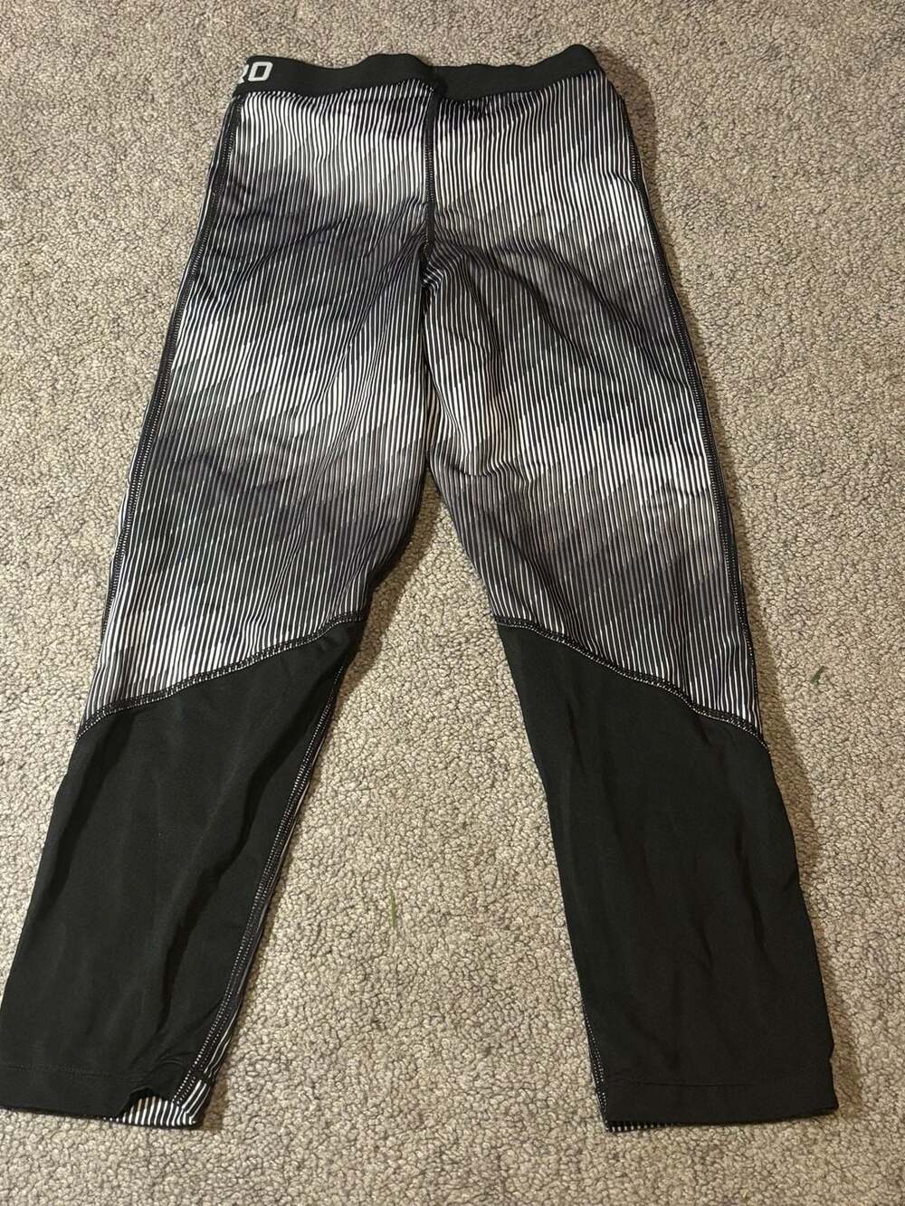 Nike Pro Girls' Dri-FIT Printed Training Leggings XS XSmall